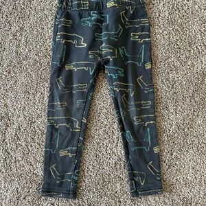 Zara kids pants in size 2-3 Y